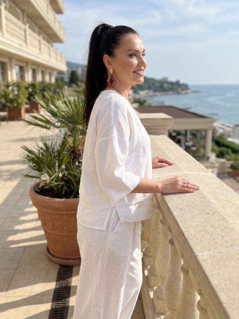 Isla - Women's Summer Co-Ord Set Relaxed with Wide Leg Trousers