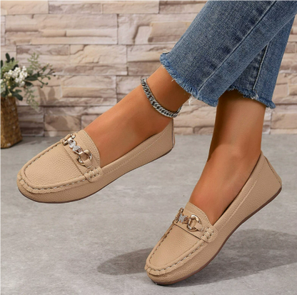 Ruby - Women's Comfort Loafers with Chain Detail and Moc Toe
