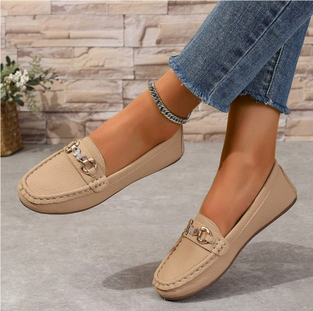 Ruby - Women's Comfort Loafers with Chain Detail and Moc Toe