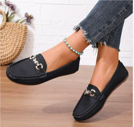 Ruby - Women's Comfort Loafers with Chain Detail and Moc Toe
