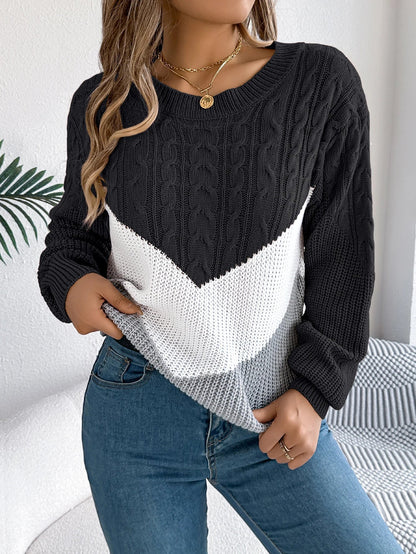 Women's Chevron Pullover with Textured Stitch - Black